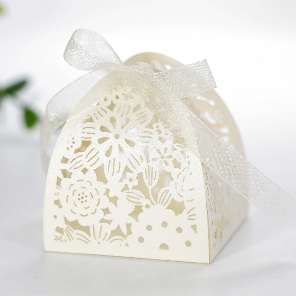 50PCS Flower-Shaped Candy Boxes with Ribbons