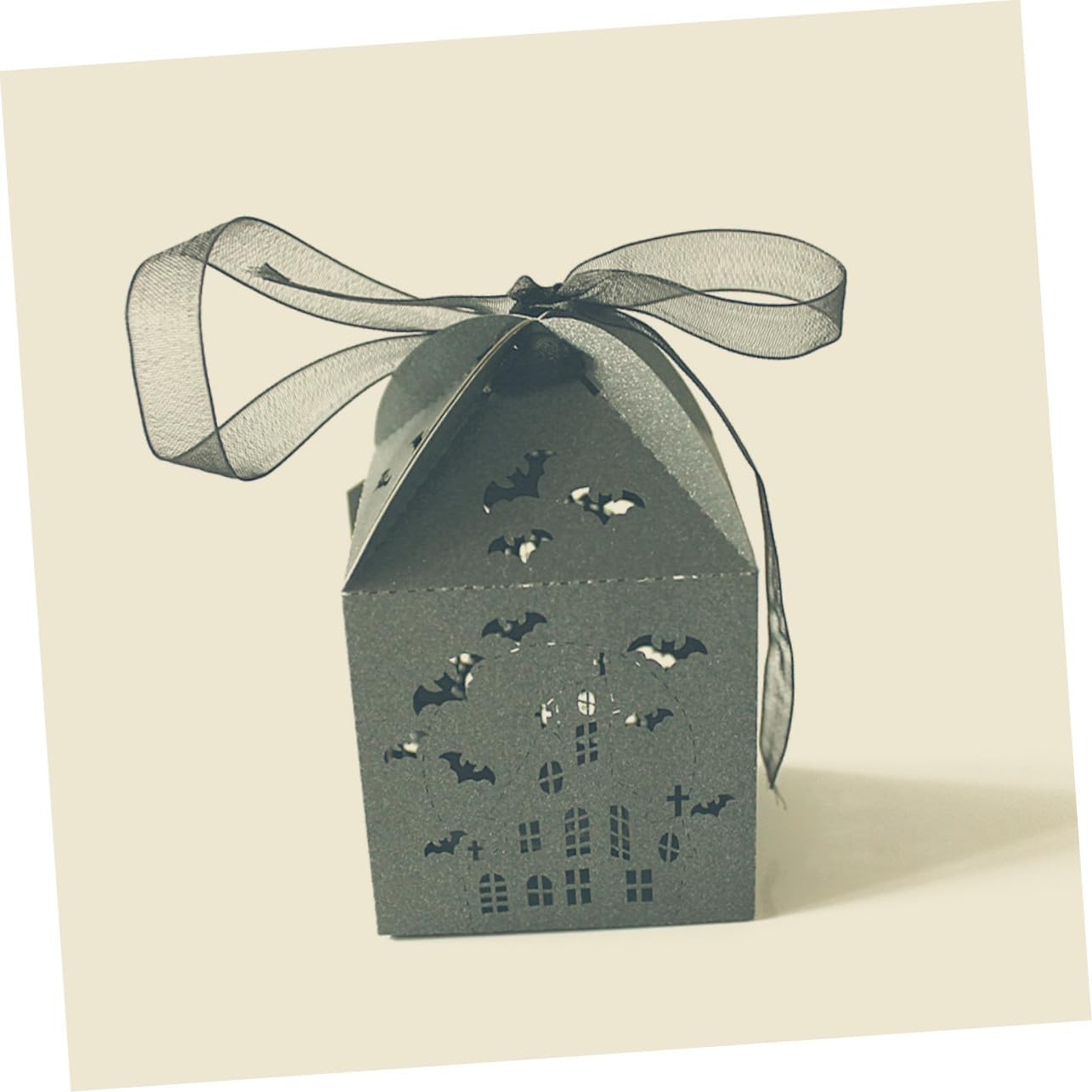FOMIYES 50Pcs Bat Hollowed Out Wedding Favor Boxes Iridescent Paper Candy Packaging