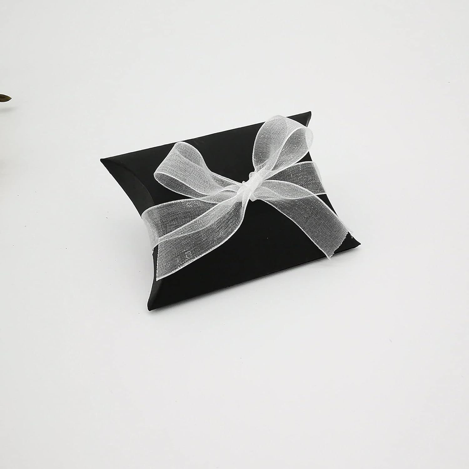 QUUPY 50PCS Black Kraft Paper Pillow Boxes with Ribbons
