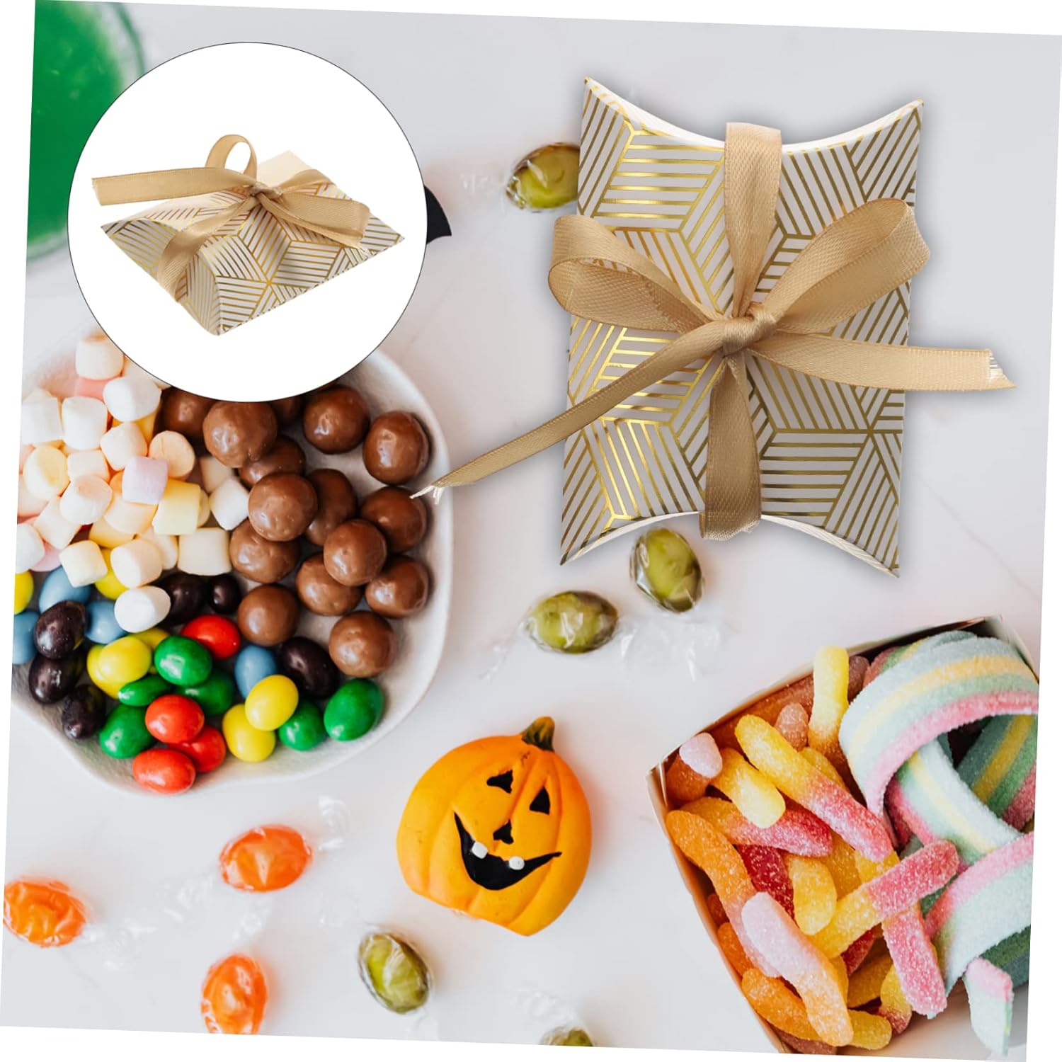 FOMIYES 50pcs Gold Foil Pillow Boxes for Parties and Holidays