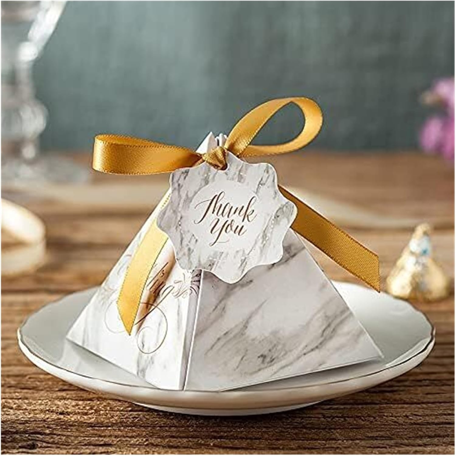 Luxury Triangular Pyramid Wedding Favor Boxes
