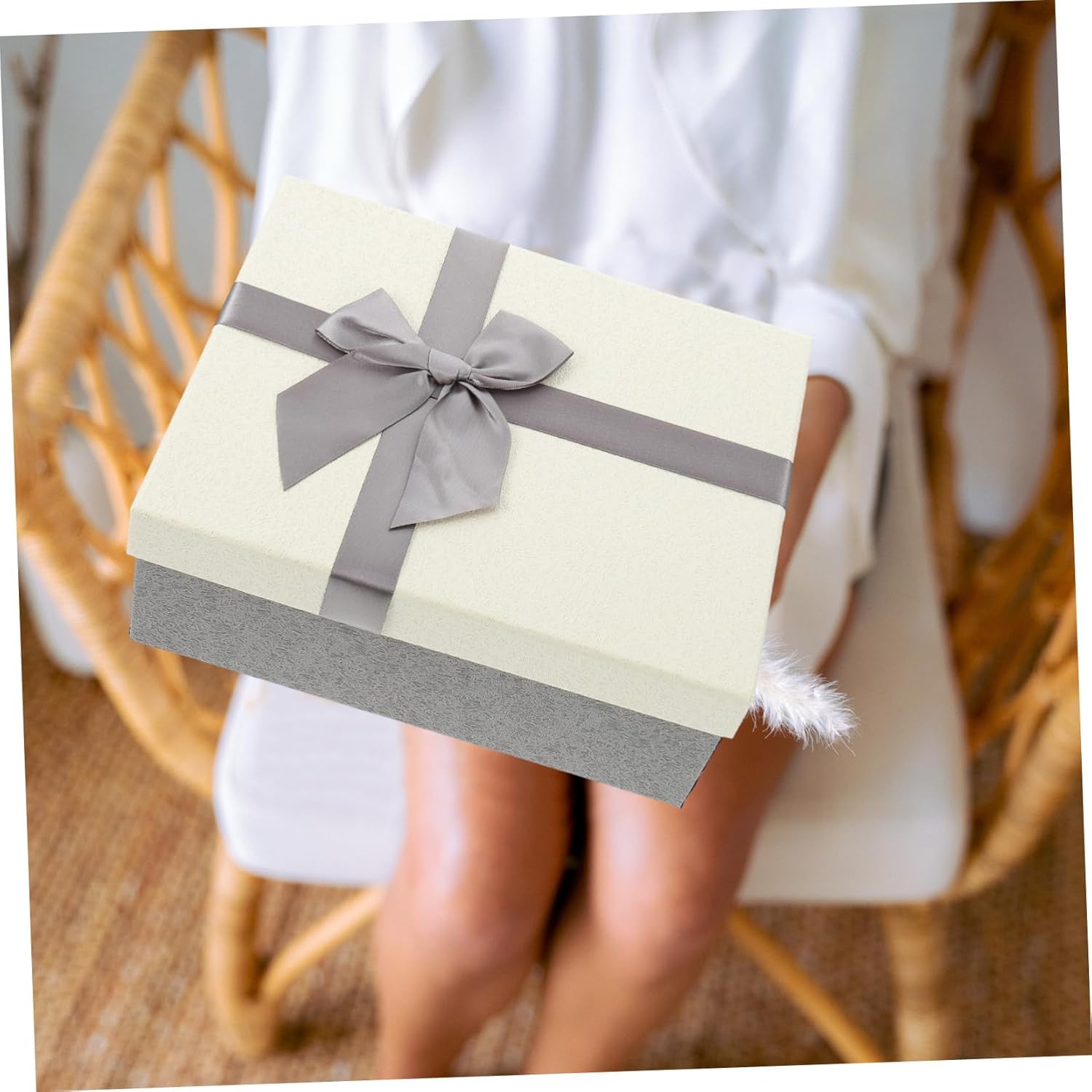 EXQUIMEUBLE Bowknot Cosmetic Storage Box 25x197x10cm