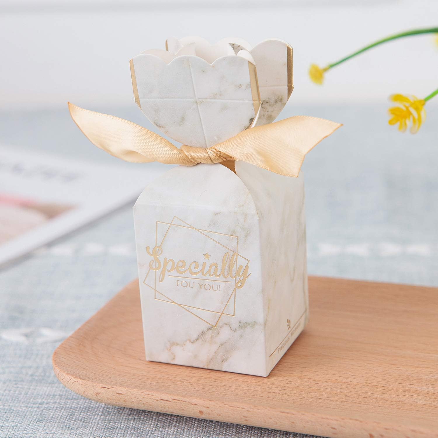 BAUMA AUTO 50Pcs Wedding Candy Boxes with Gold Ribbons