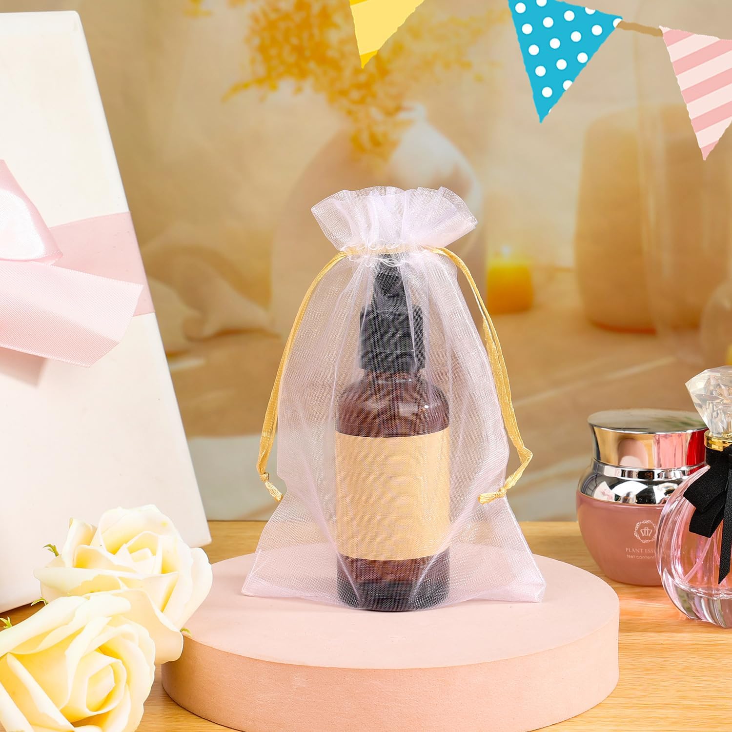 100PCS White Organza Gift Bags with Gold Drawstring