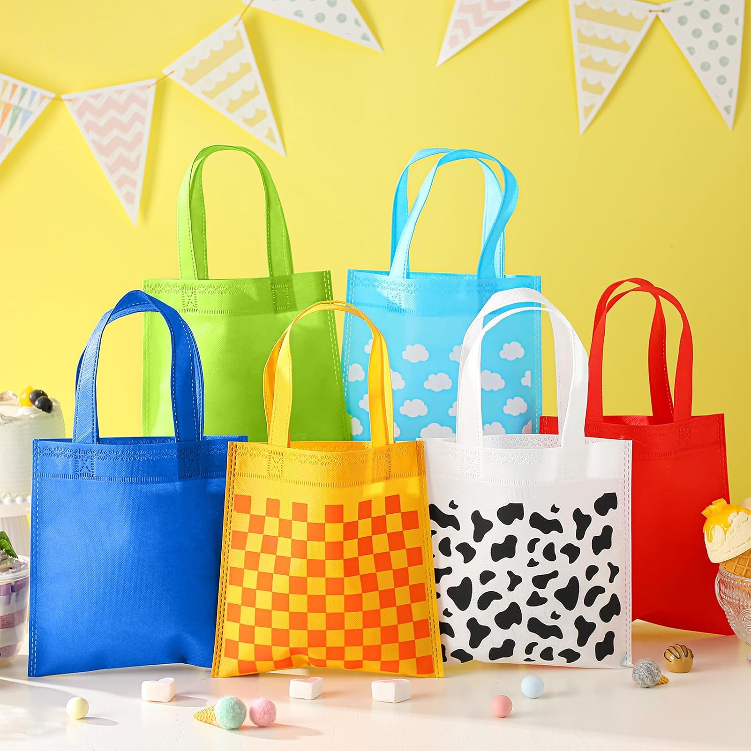 Locmeo 48 Pcs Cartoon Story Gift Bags