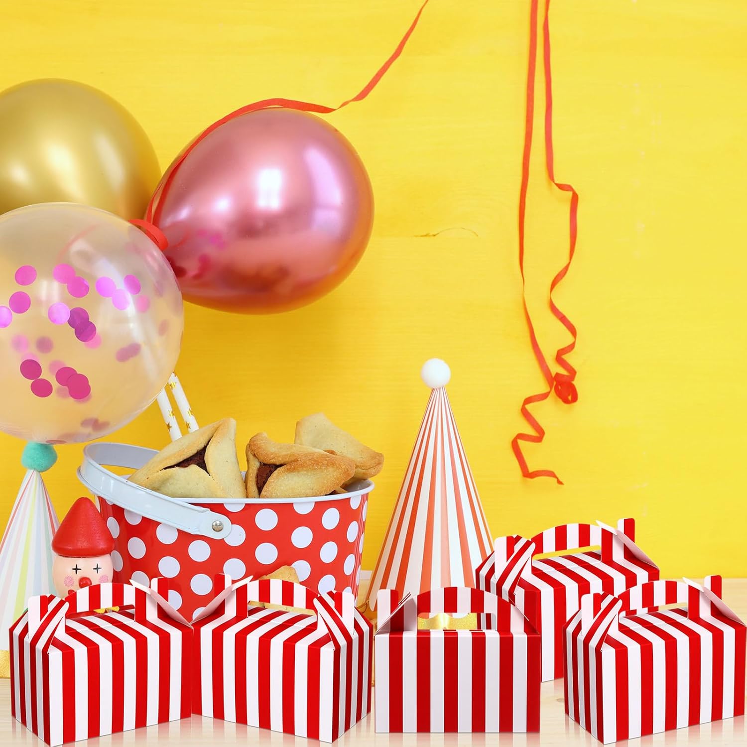 24 Pcs Red White Striped Circus Treat Boxes for Birthday Party