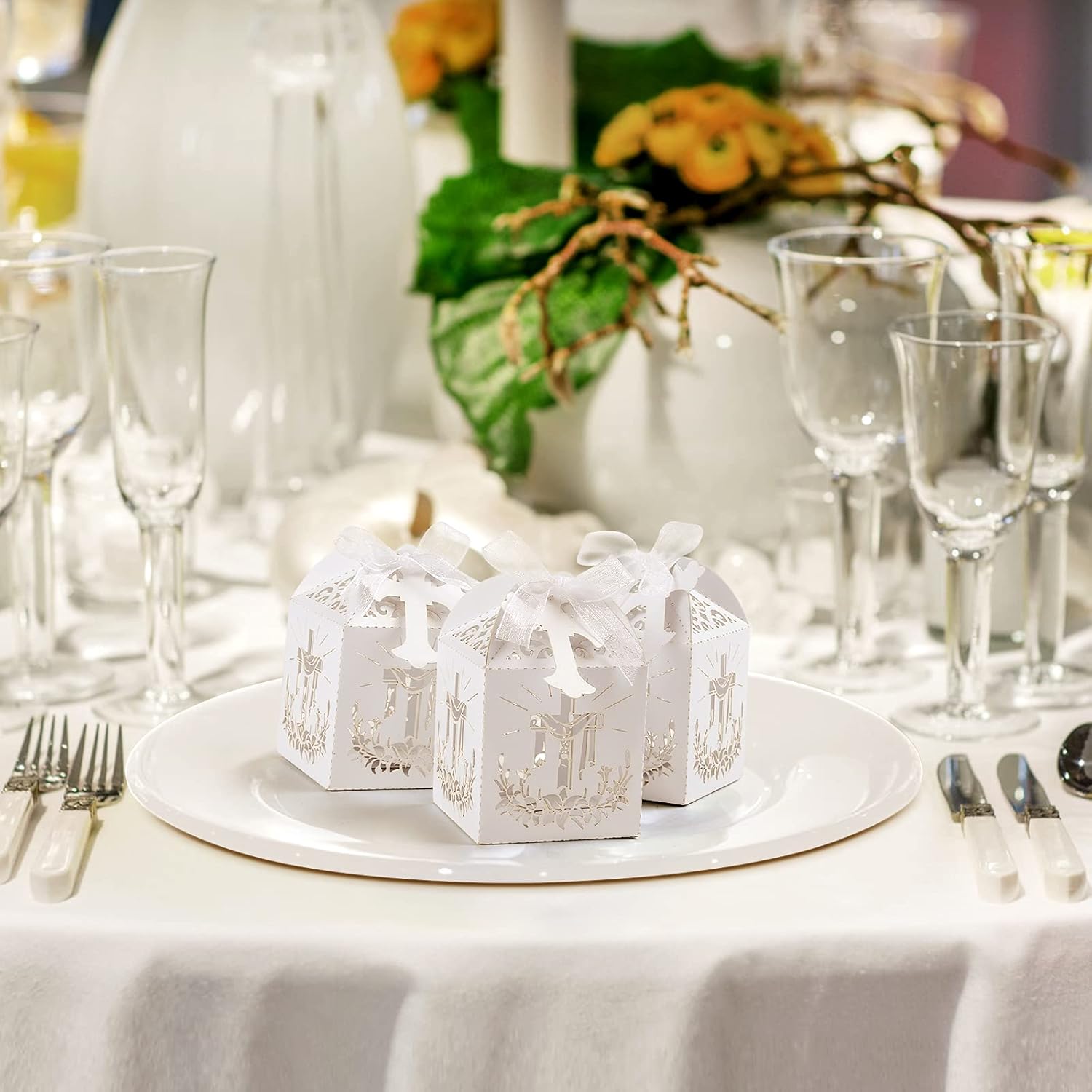 LEMESO Laser Cut Favor Boxes White 2x2x2 Inch Set