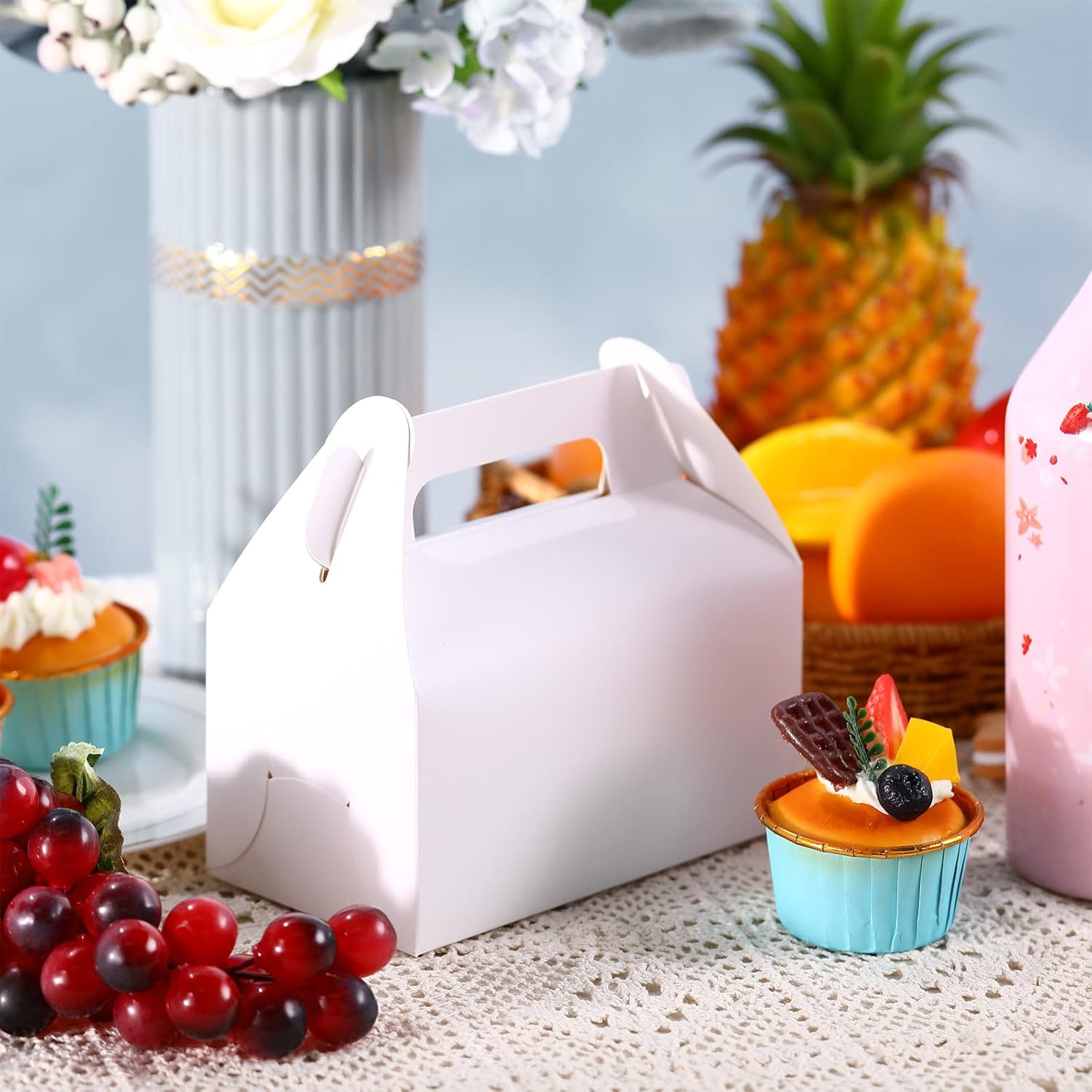 Geyee 100 Pcs White Gable Gift Boxes