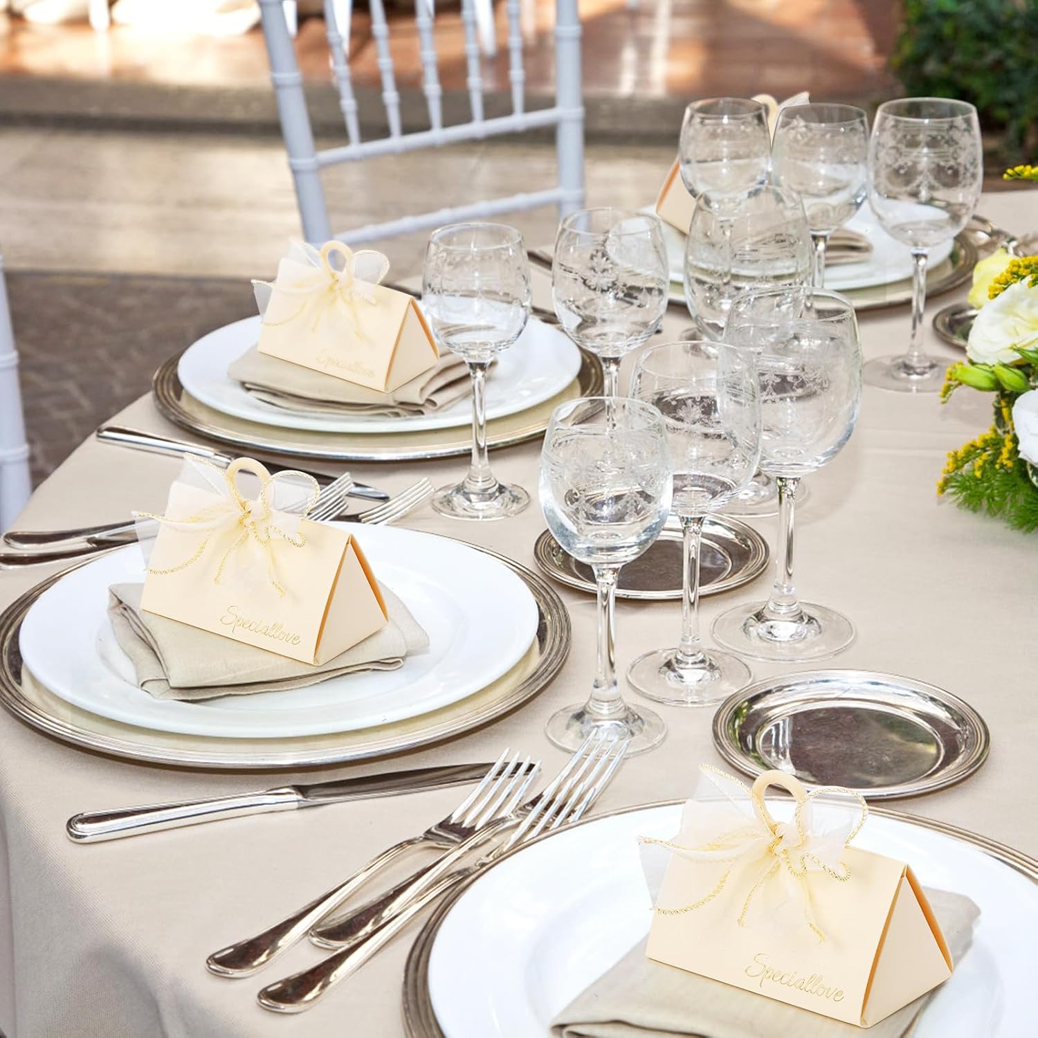 Yopay 30 Pack Wedding Favor Boxes with Handle and Gold Ribbons