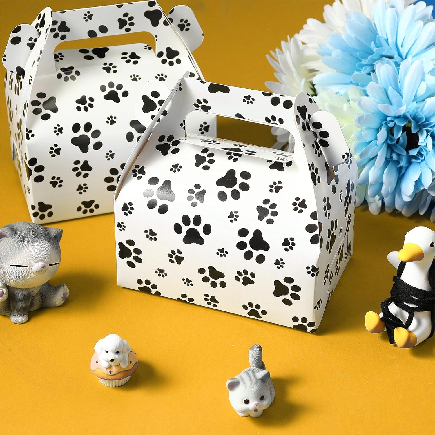 Zonon 16 Piece Paw Print Gift Box for Dog Parties