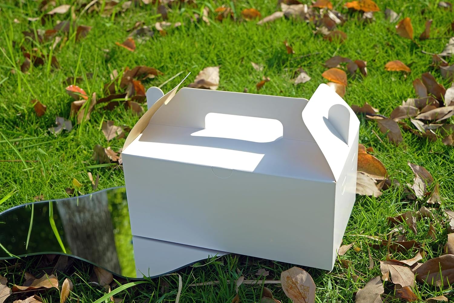 PandaPandaPPS 50 Pack White Gable Boxes 825x5x4 for Gifts and Parties