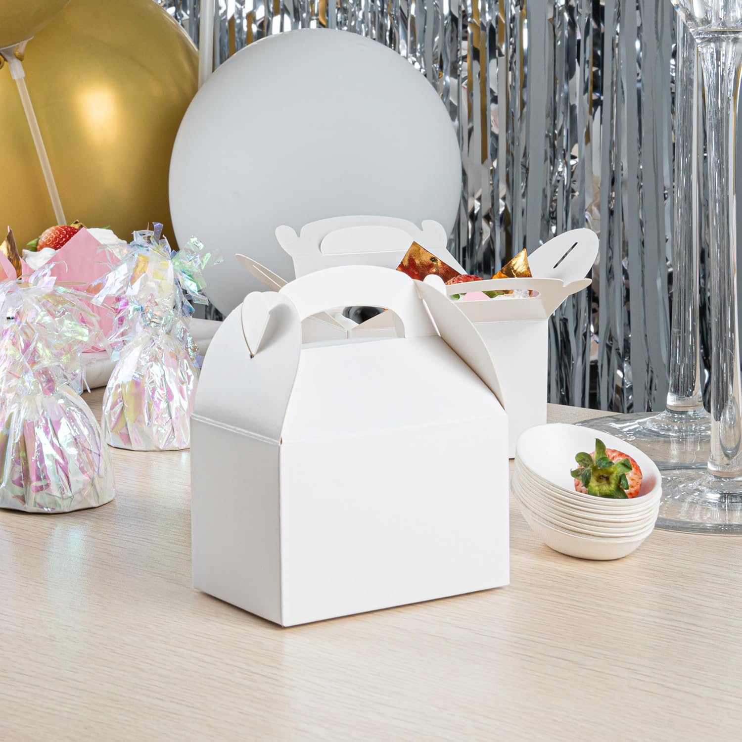 Restaurantware Bio Tek 4x25x25 Inch Gable Boxes 25 Count 1
